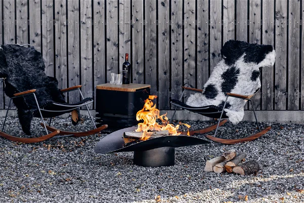 An image of a firepit in an outdoor space