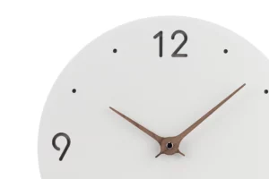 Design klok 'THE LEARNED.'