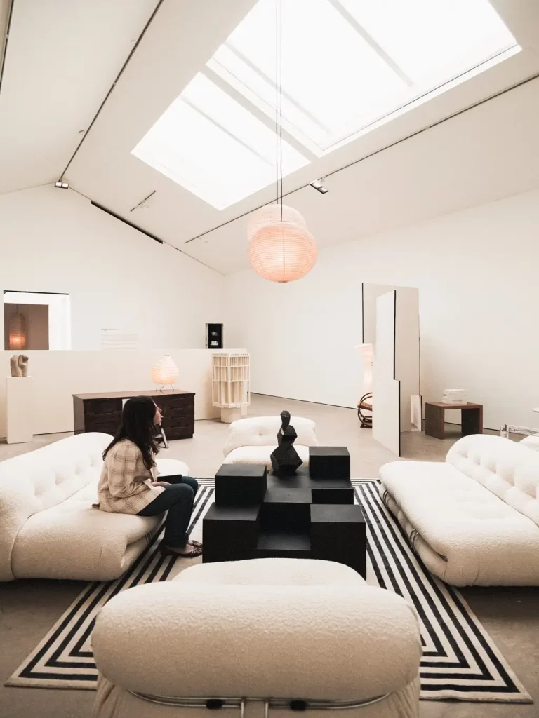 nog een op zaha hadid geïnspireerd meubel